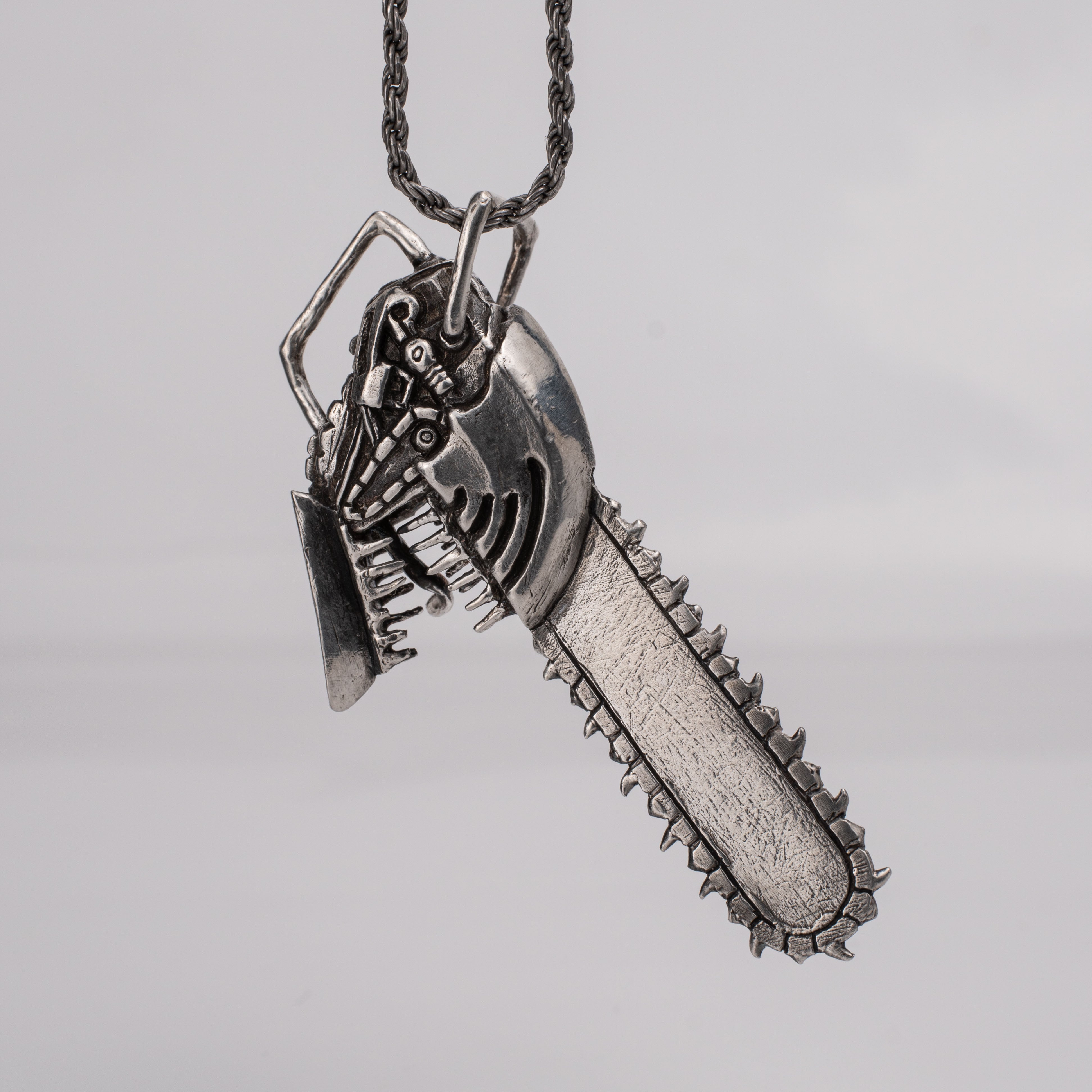 Chainsaw Man Pendant – Demon's Head Handcrafted in Sterling Silver 925