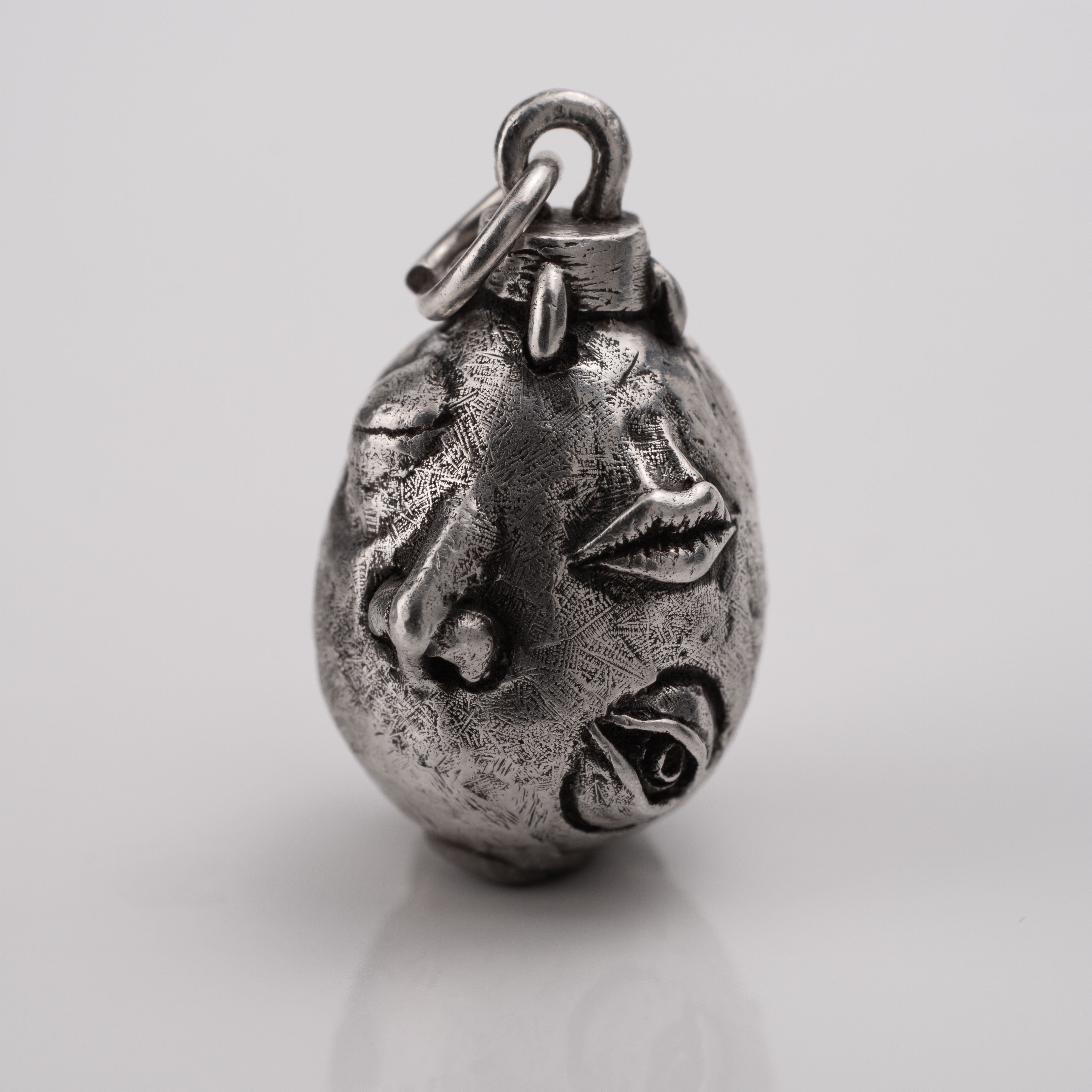 Berserk Behelit Pendant – King's Egg Handcrafted in Sterling Silver 925