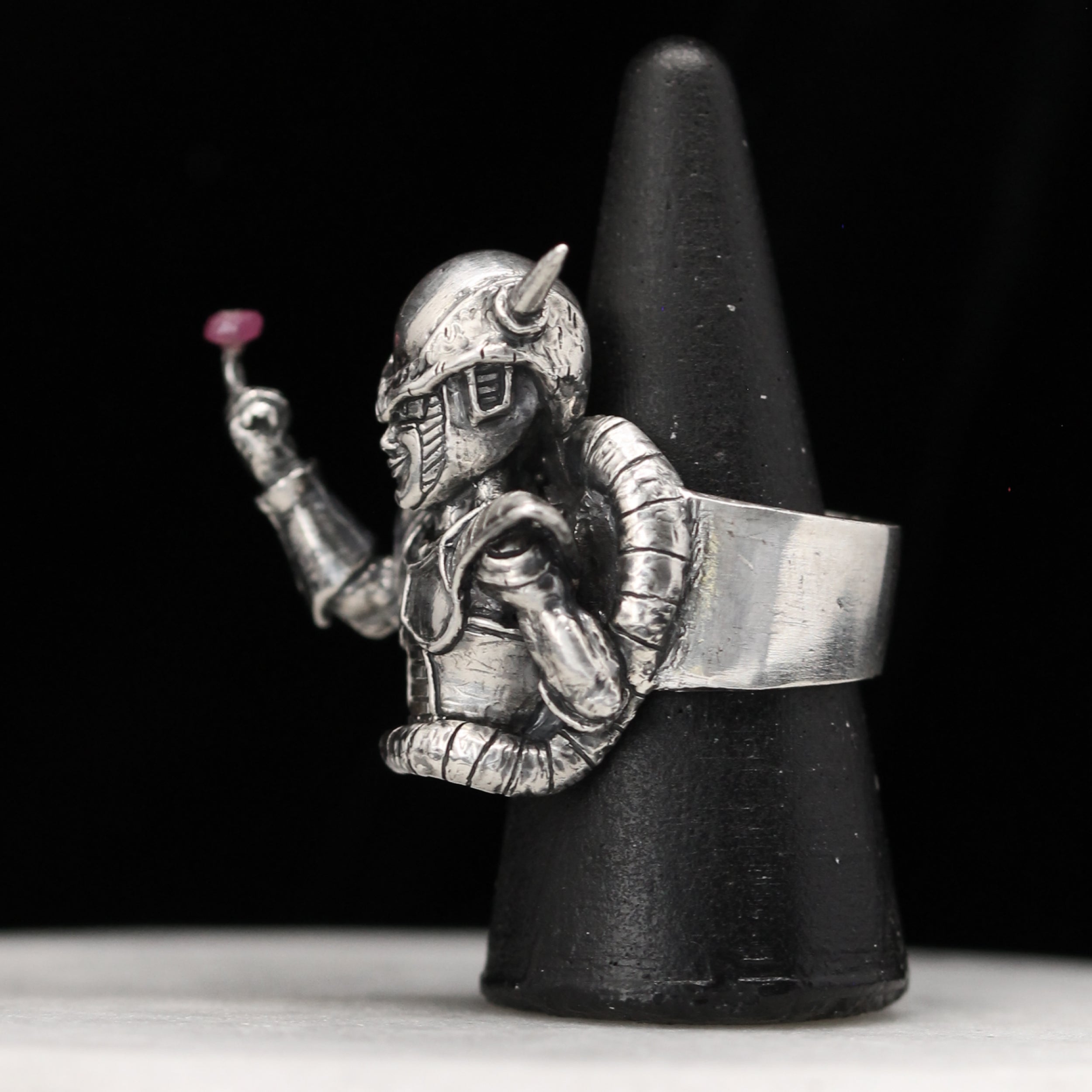 Frieza 1st Form Ring with Ruby – Dragon Ball-Inspired Handmade in Sterling Silver 925