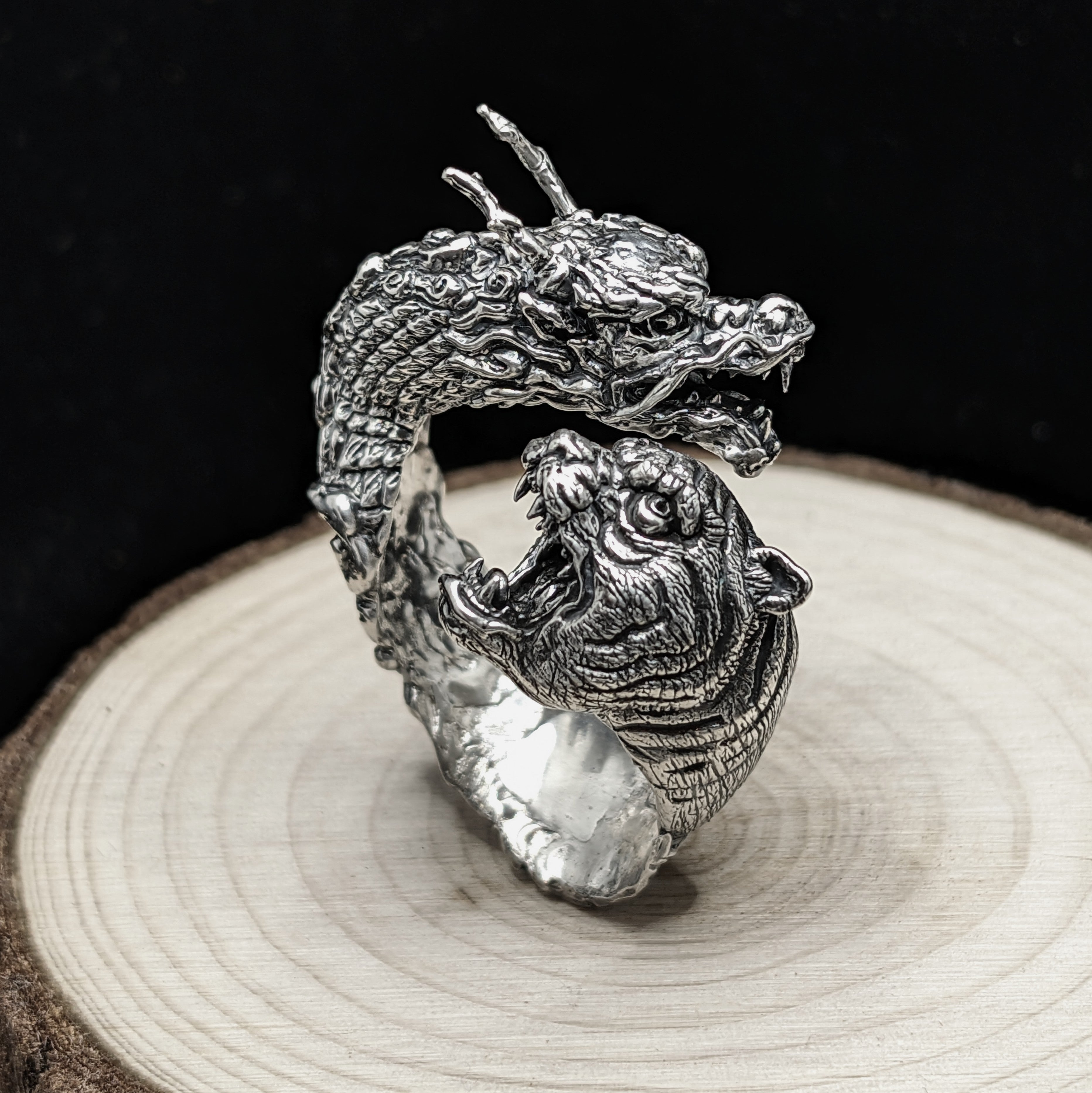 Dragon & Tiger Ring – The Yin-Yang of Modern Days in Sterling Silver 925