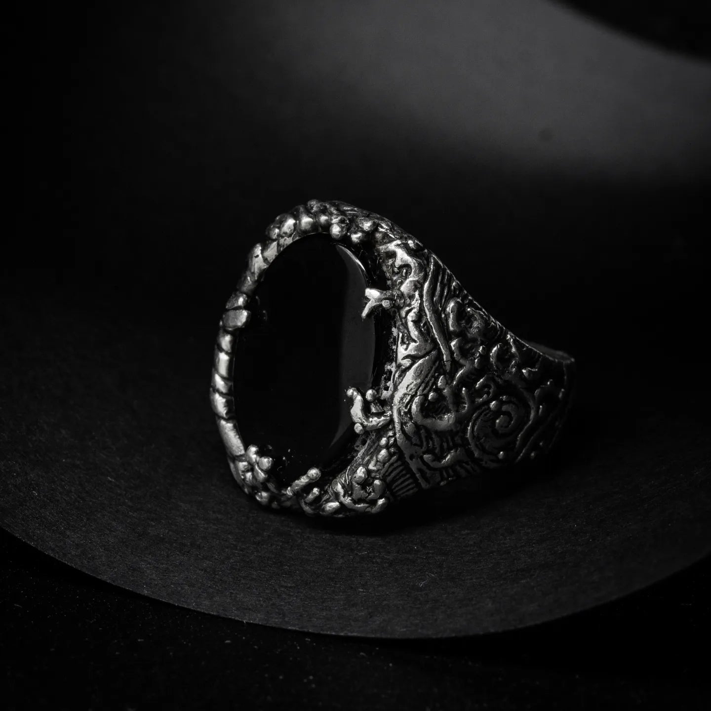 Japanese Tattoo Ring with Onyx – Handcrafted in Sterling Silver 925