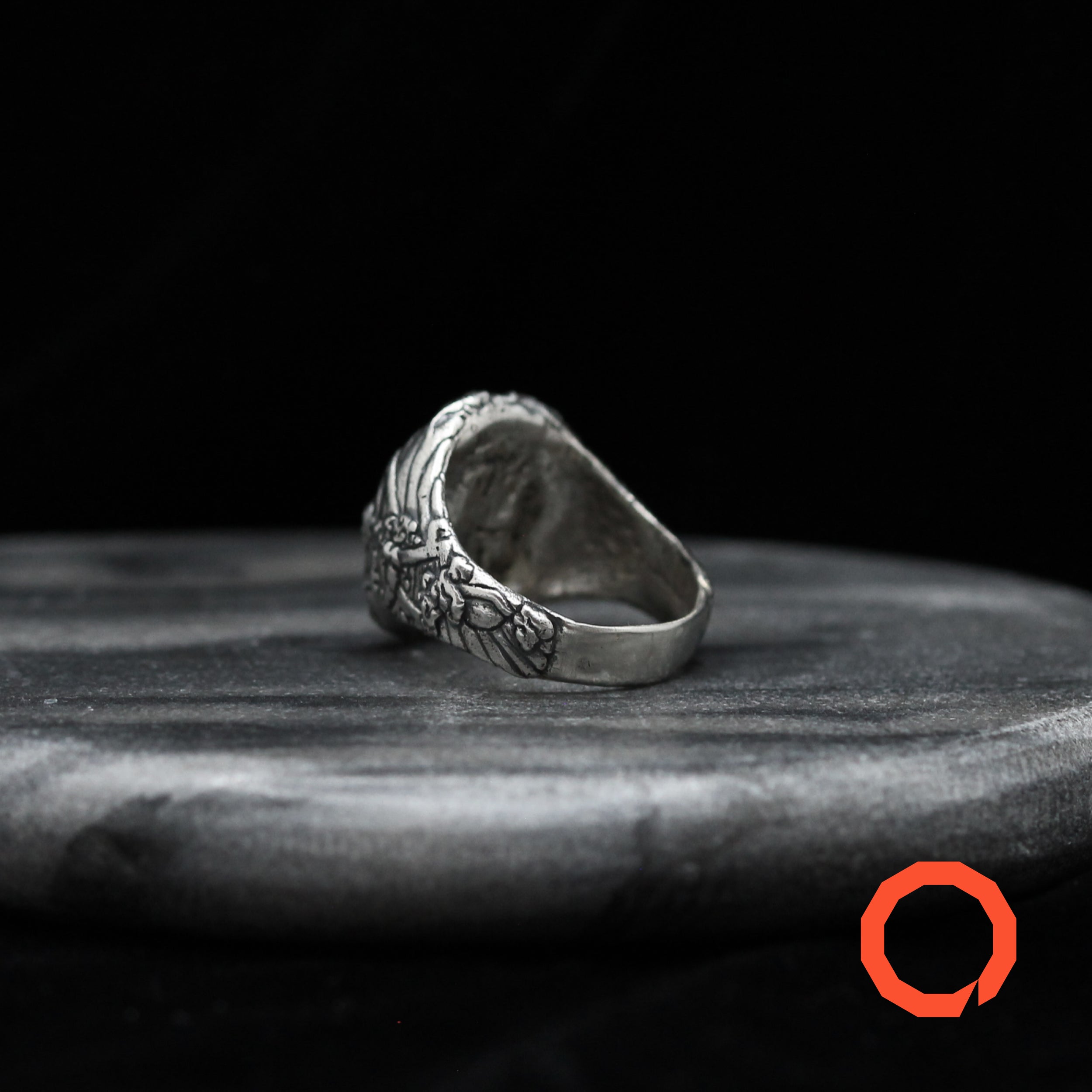 Japanese Tattoo Ring with Onyx – Handcrafted in Sterling Silver 925