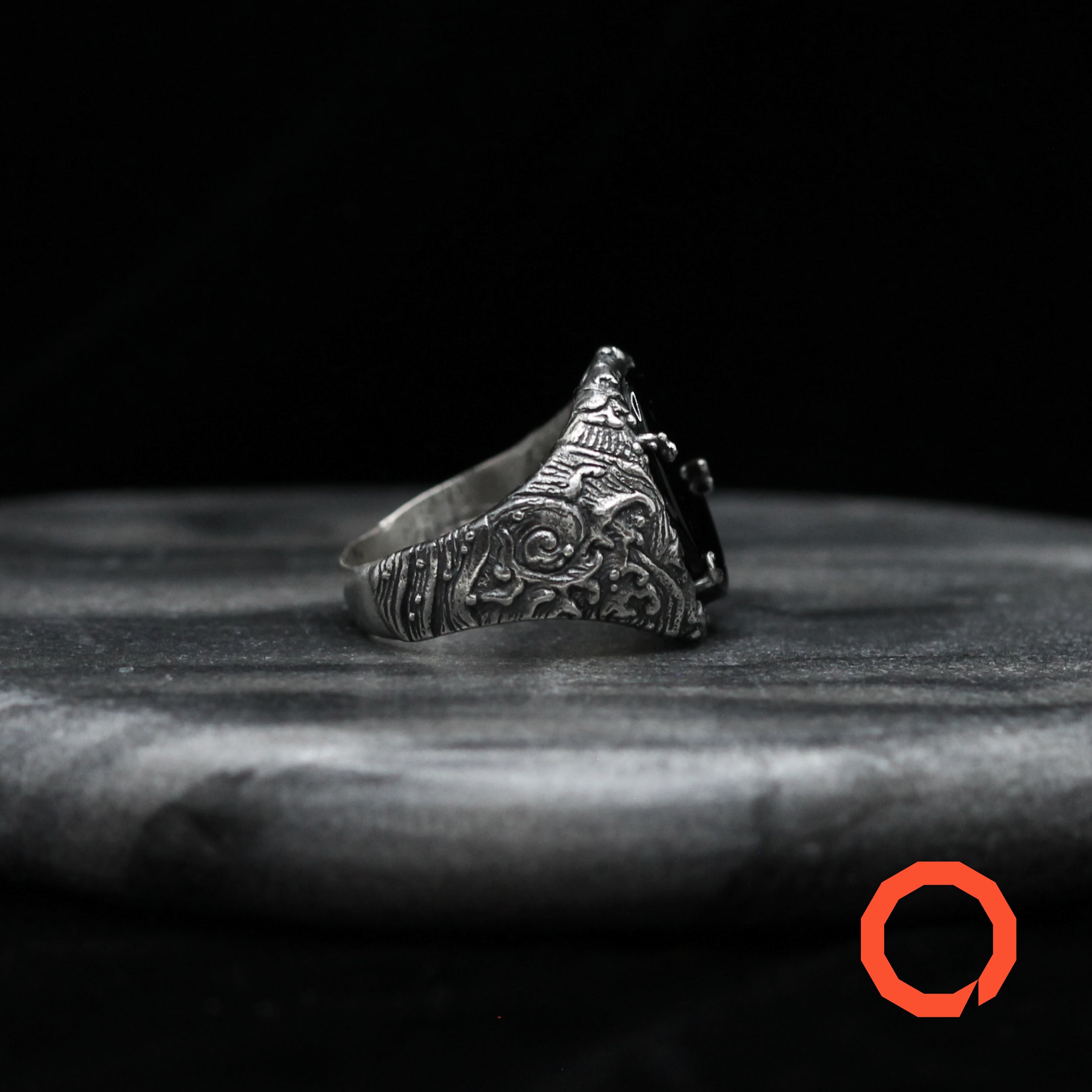 Japanese Tattoo Ring with Onyx – Handcrafted in Sterling Silver 925