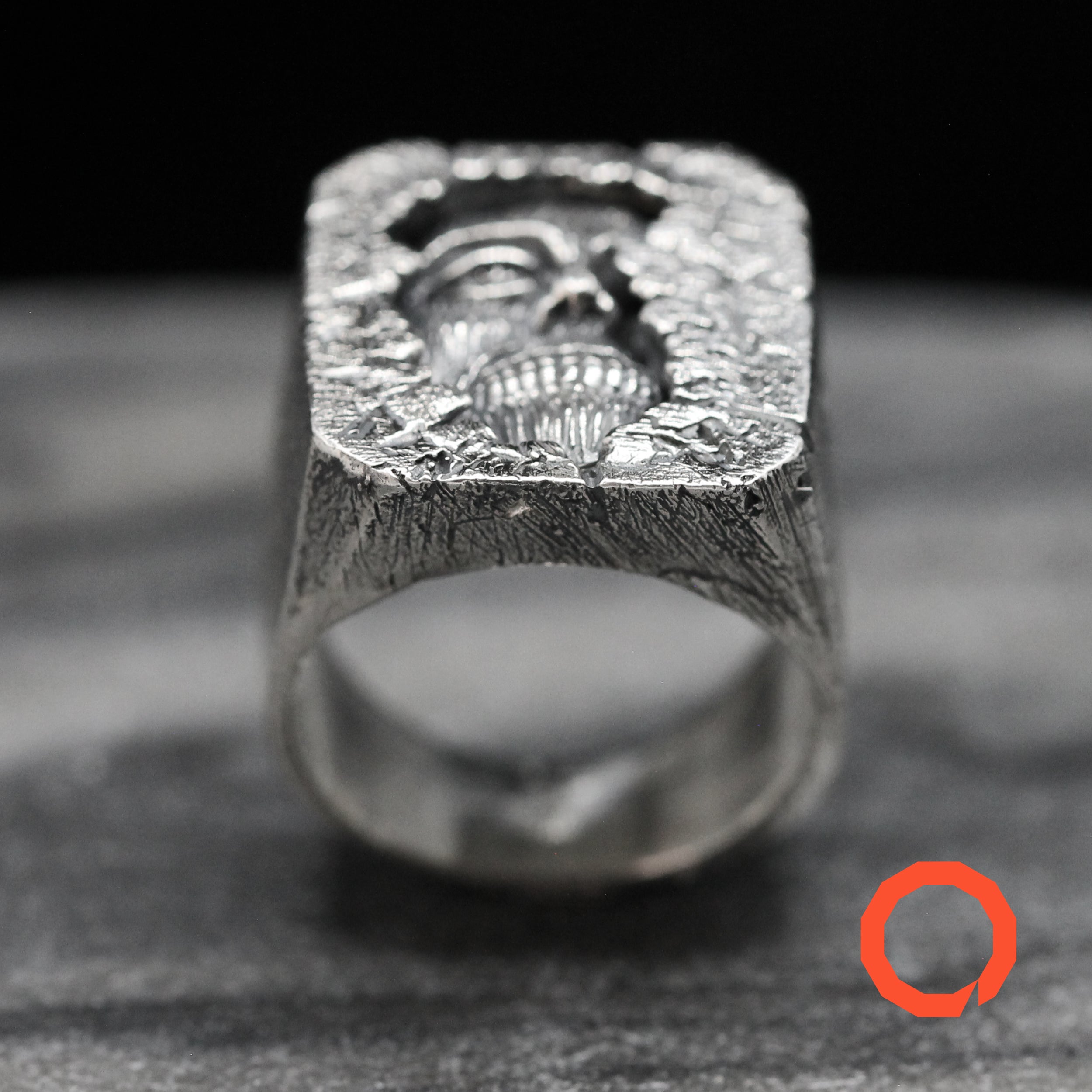 Wall Titan Silver Ring – A Tribute to AOT’s Epic Moment in Sterling Silver 925
