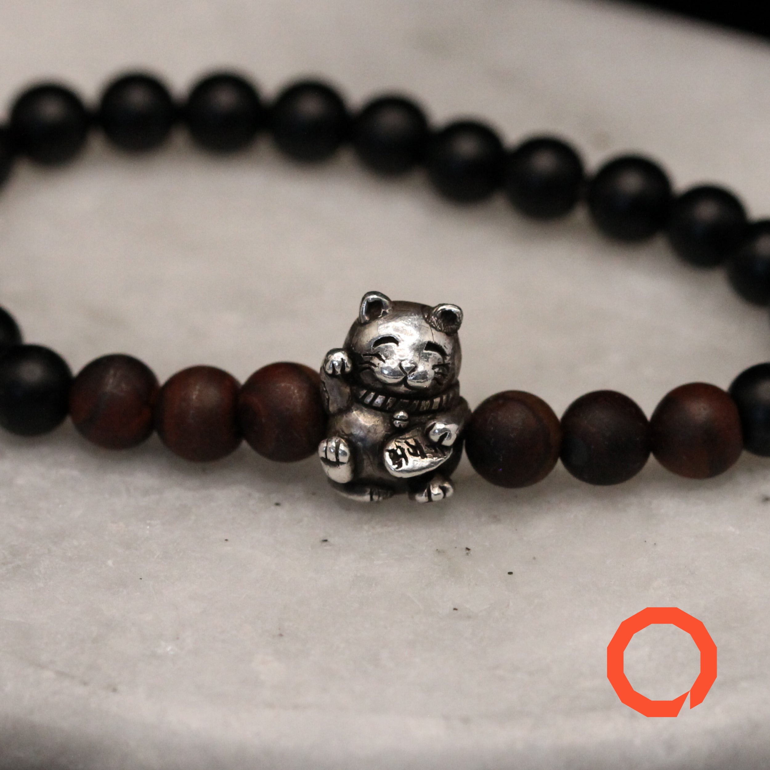Gemstone Bracelet with Maneki Neko Charm – Black Onyx Good Luck Talisman