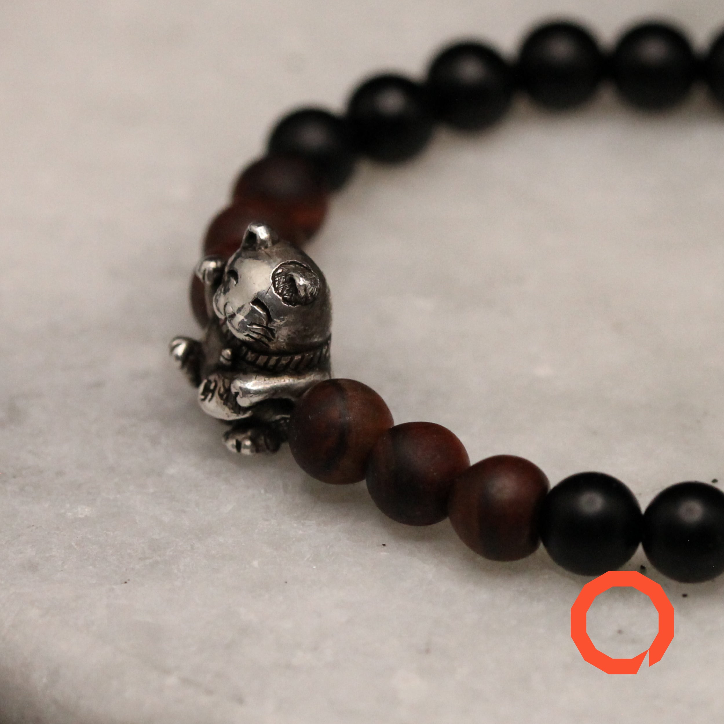 Gemstone Bracelet with Maneki Neko Charm – Black Onyx Good Luck Talisman