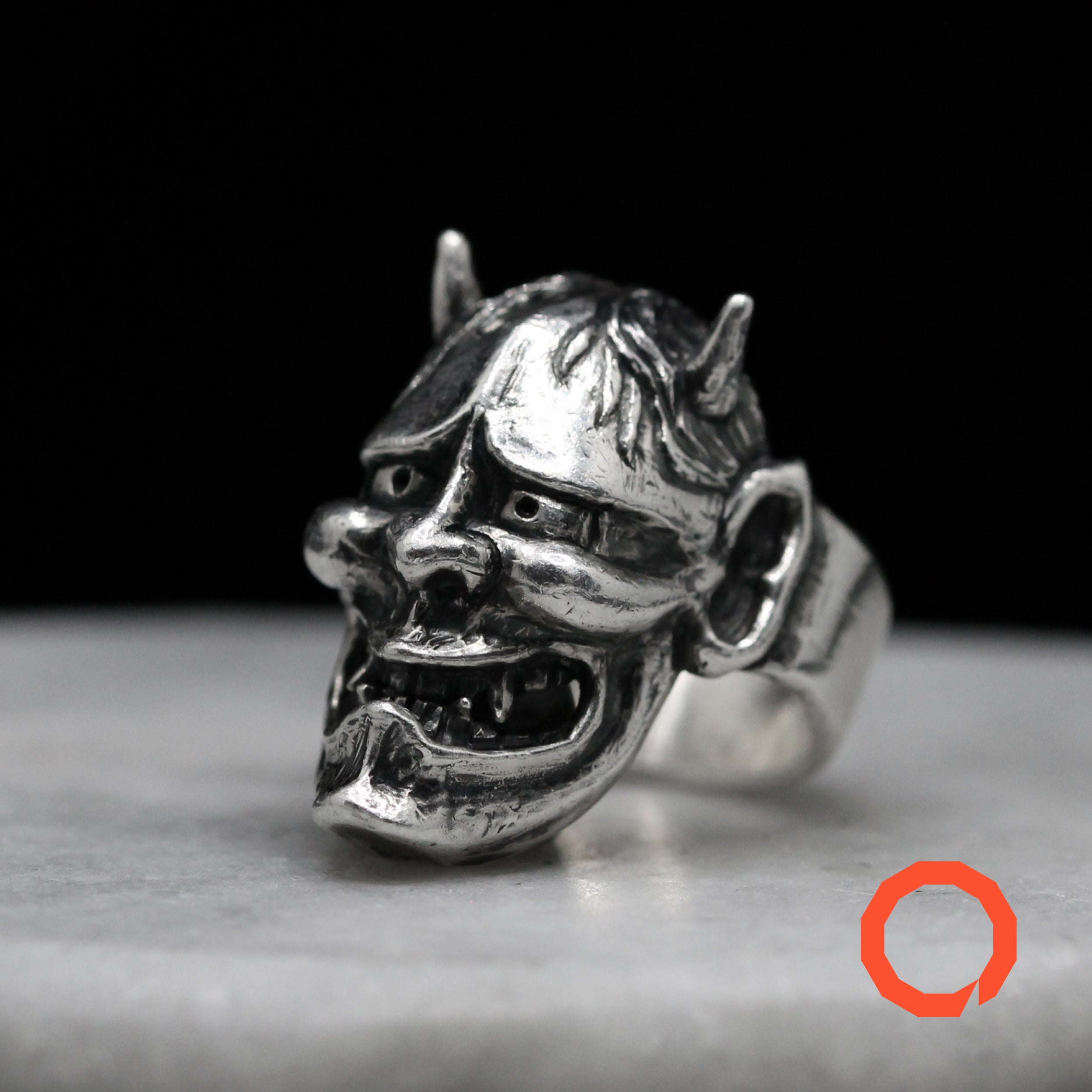 Anello Maschera Hannya – Yokai Fatto a Mano in Argento 925