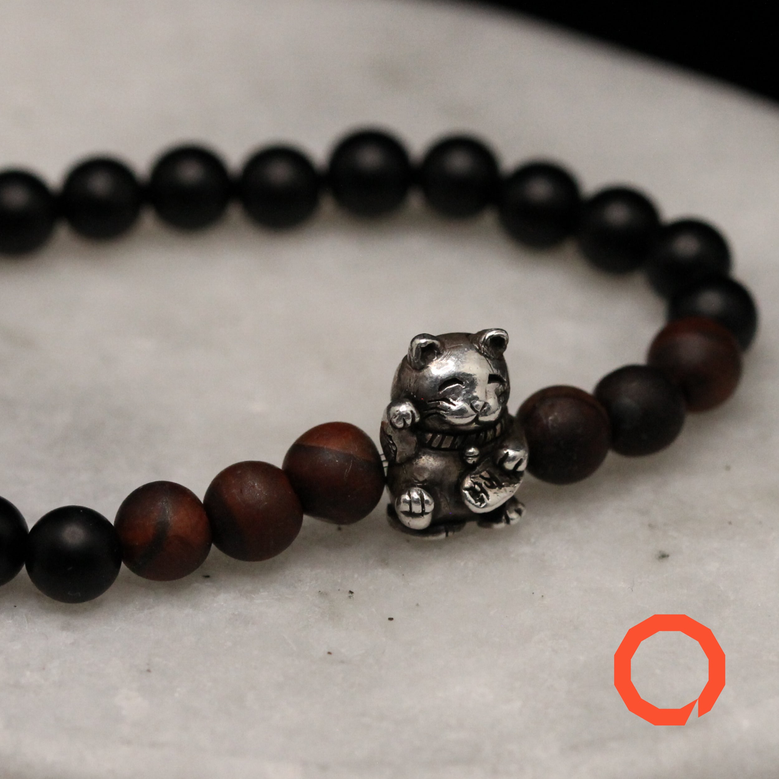 Gemstone Bracelet with Maneki Neko Charm – Black Onyx Good Luck Talisman
