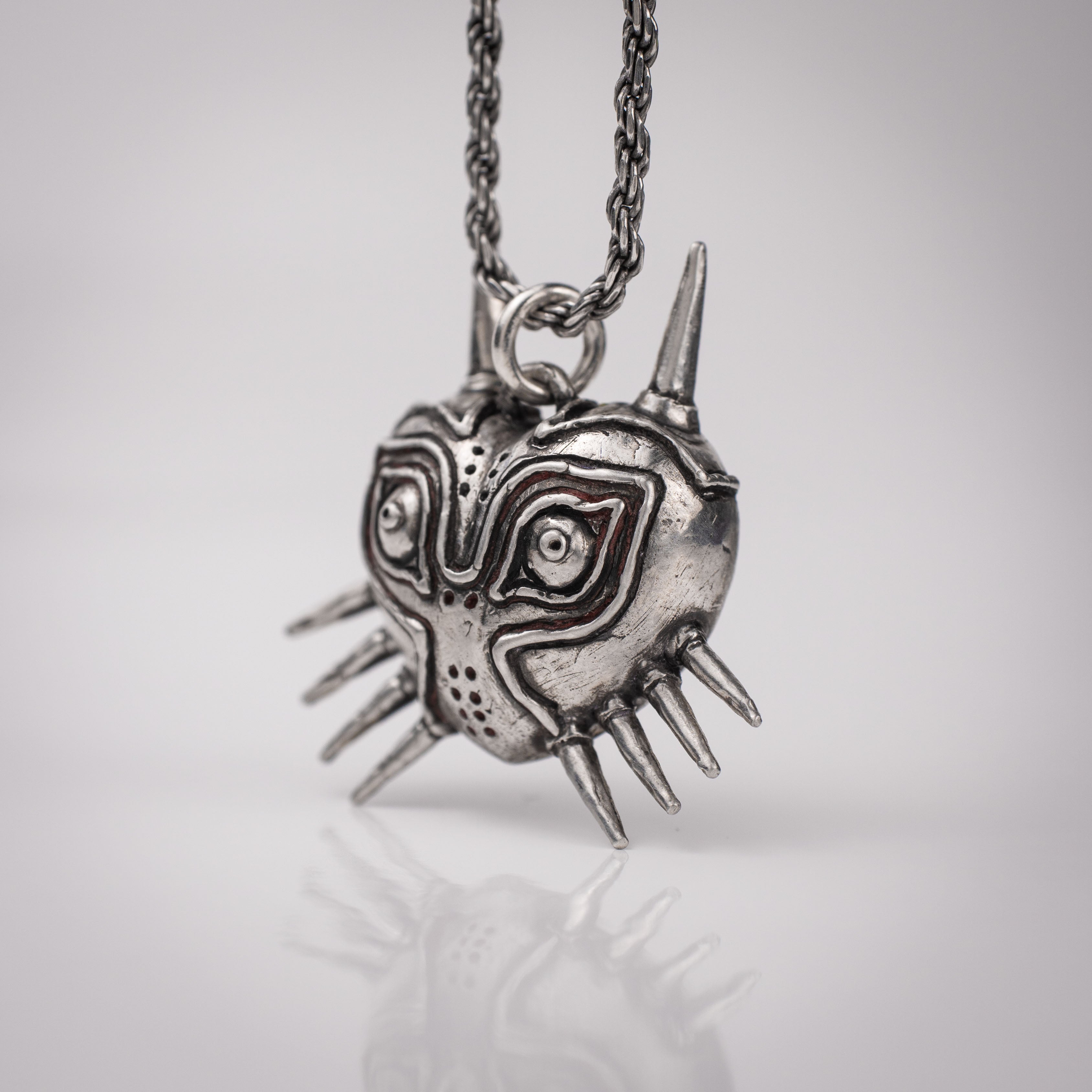 Ciondolo Majora's Mask – Gioiello ispirato a Zelda in Argento 925