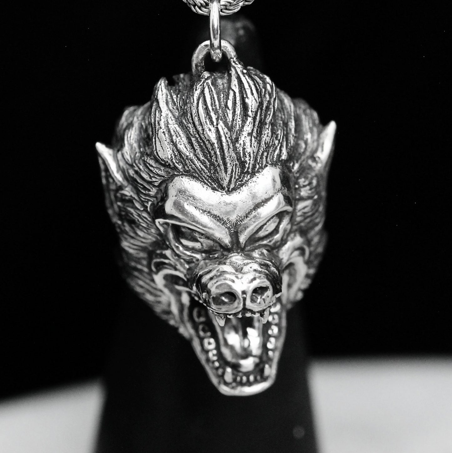 OOZARU Handmade Silver Pendant