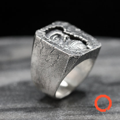 WALL TITAN Handmade Silver Ring