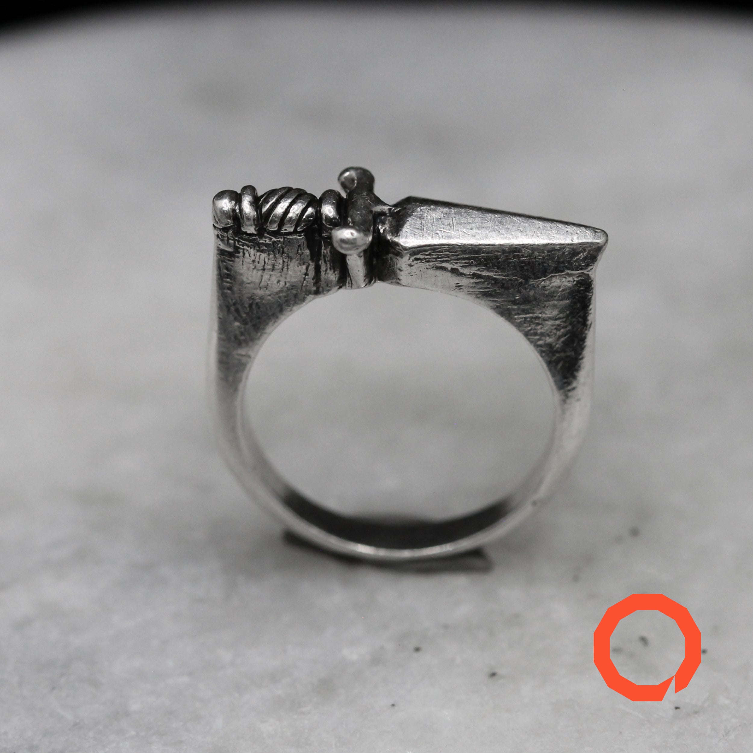 Dagger Knife Ring – Elegance Symbol Handmade in Sterling Silver 925