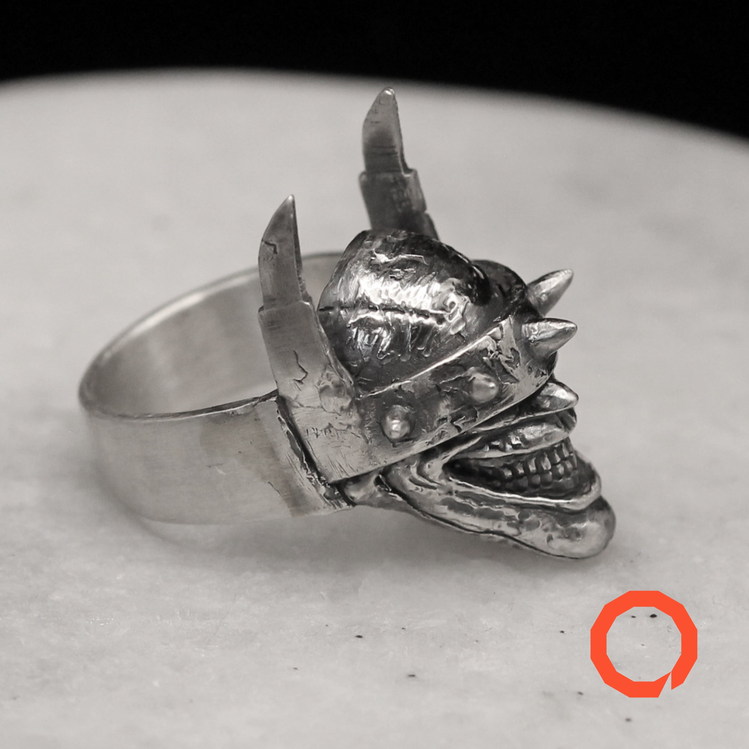 Anello Batman Who Laughs – Dark Multiverse Realizzato a Mano in Argento 925